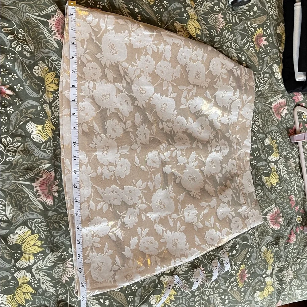 NWOT J. Crew Factory Floral Jacquard A Line‎ Skirt Metallic Gold Cream Size 4 - Picture 6 of 10